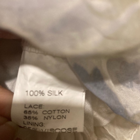 Bellambra 100% silk sleeveless shirt - Picture 6 of 7